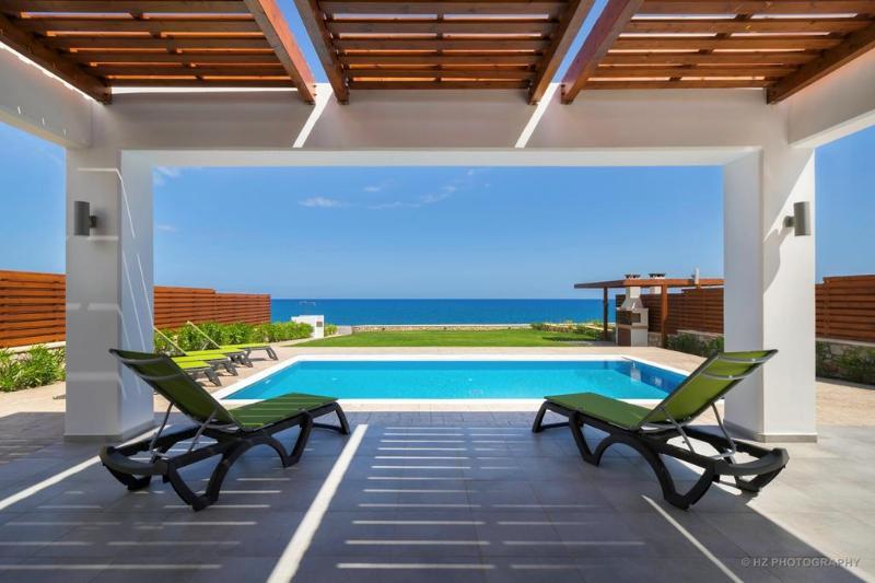 Antonoglou Beach Villas - Lahania Buitenkant foto